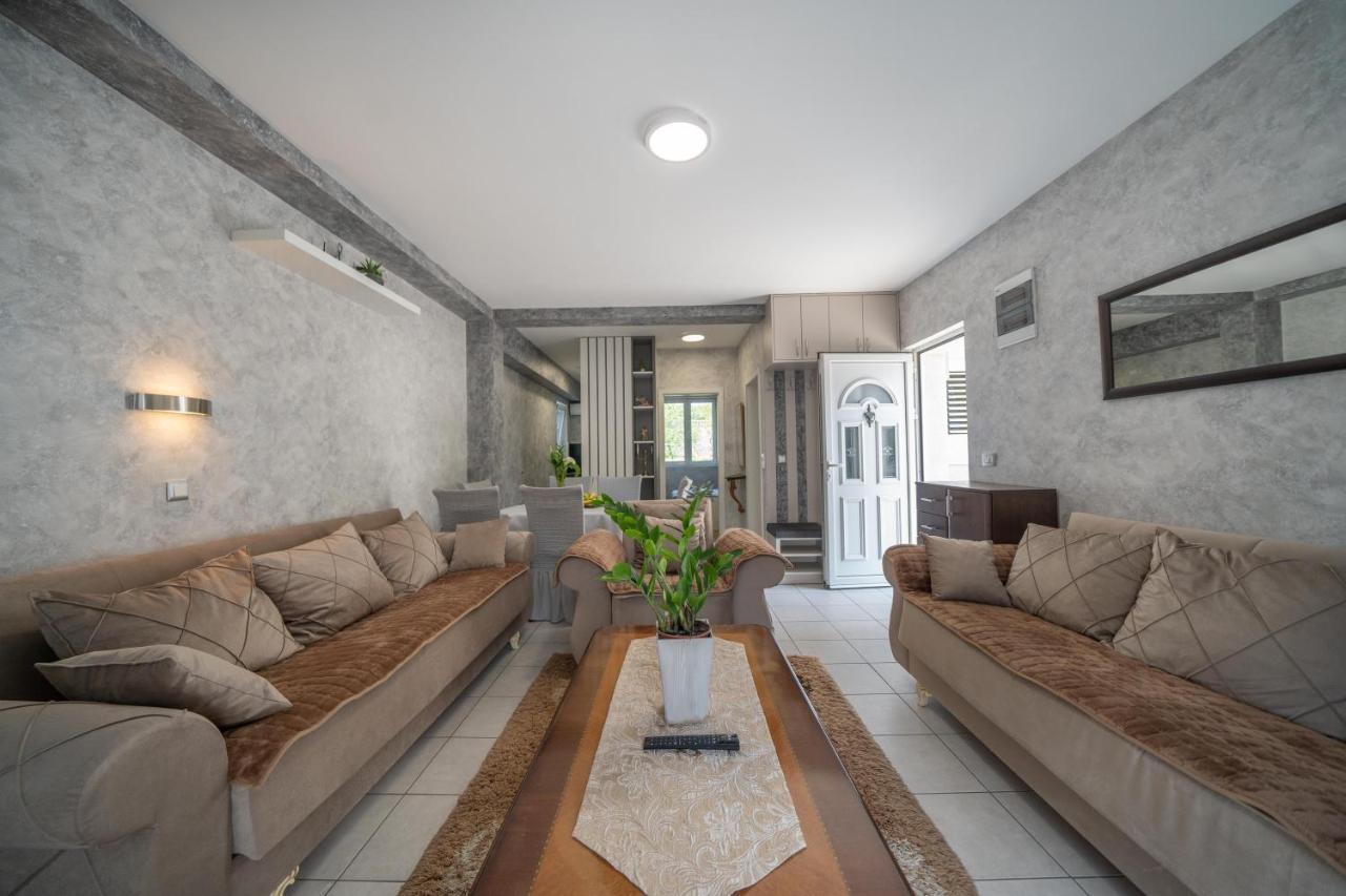 Apartman Anja Рисан Экстерьер фото
